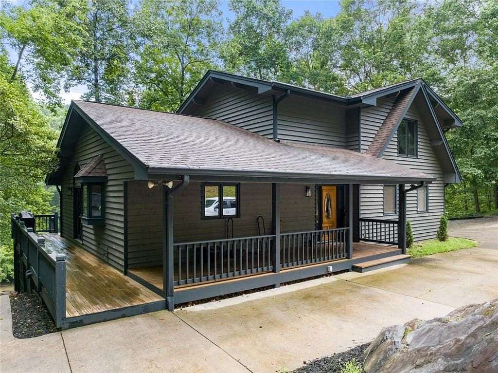 2.5 Acres of Residential Land with Home for Sale in Dawsonville, Georgia