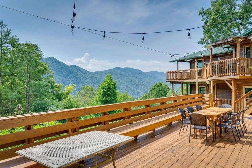 2.35 Acres of Residential Land with Home for Sale in Robbinsville, North Carolina