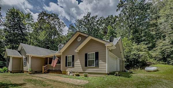 5.73 Acres of Residential Land with Home for Sale in Murphy, North Carolina