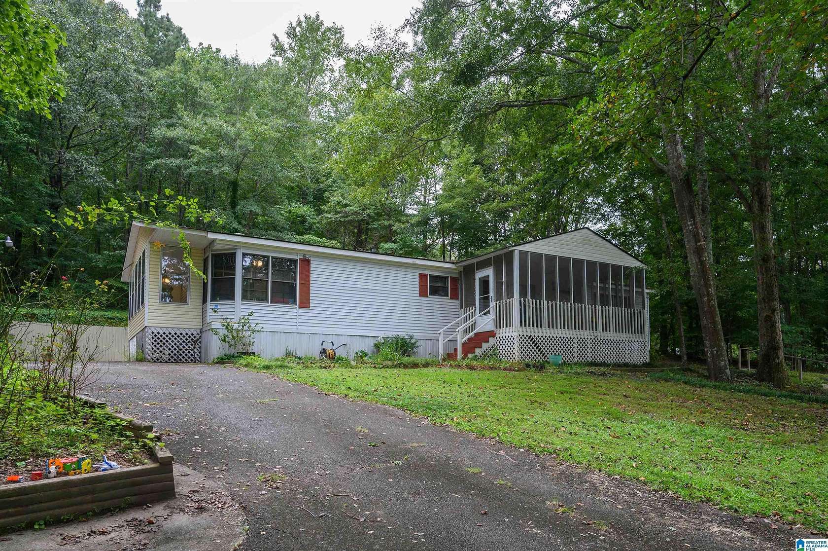 2.6 Acres of Residential Land with Home for Sale in Pell City, Alabama