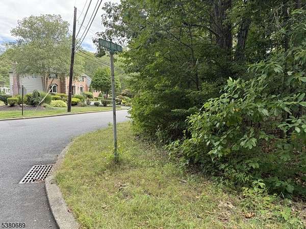 2 Acres of Residential Land for Sale in Kinnelon, New Jersey