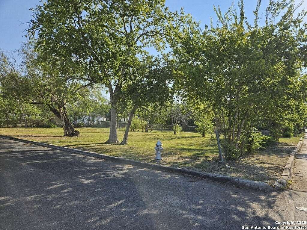 0.12 Acres of Residential Land for Sale in Seguin, Texas