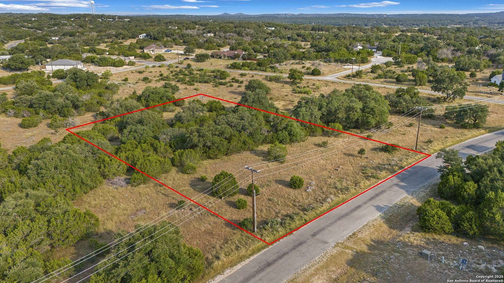 1.53 Acres of Residential Land for Sale in Spring Branch, Texas