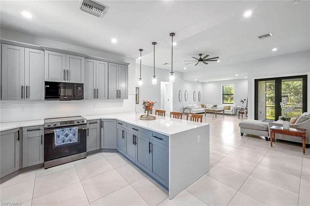 2.73 Acres of Residential Land with Home for Sale in Naples, Florida