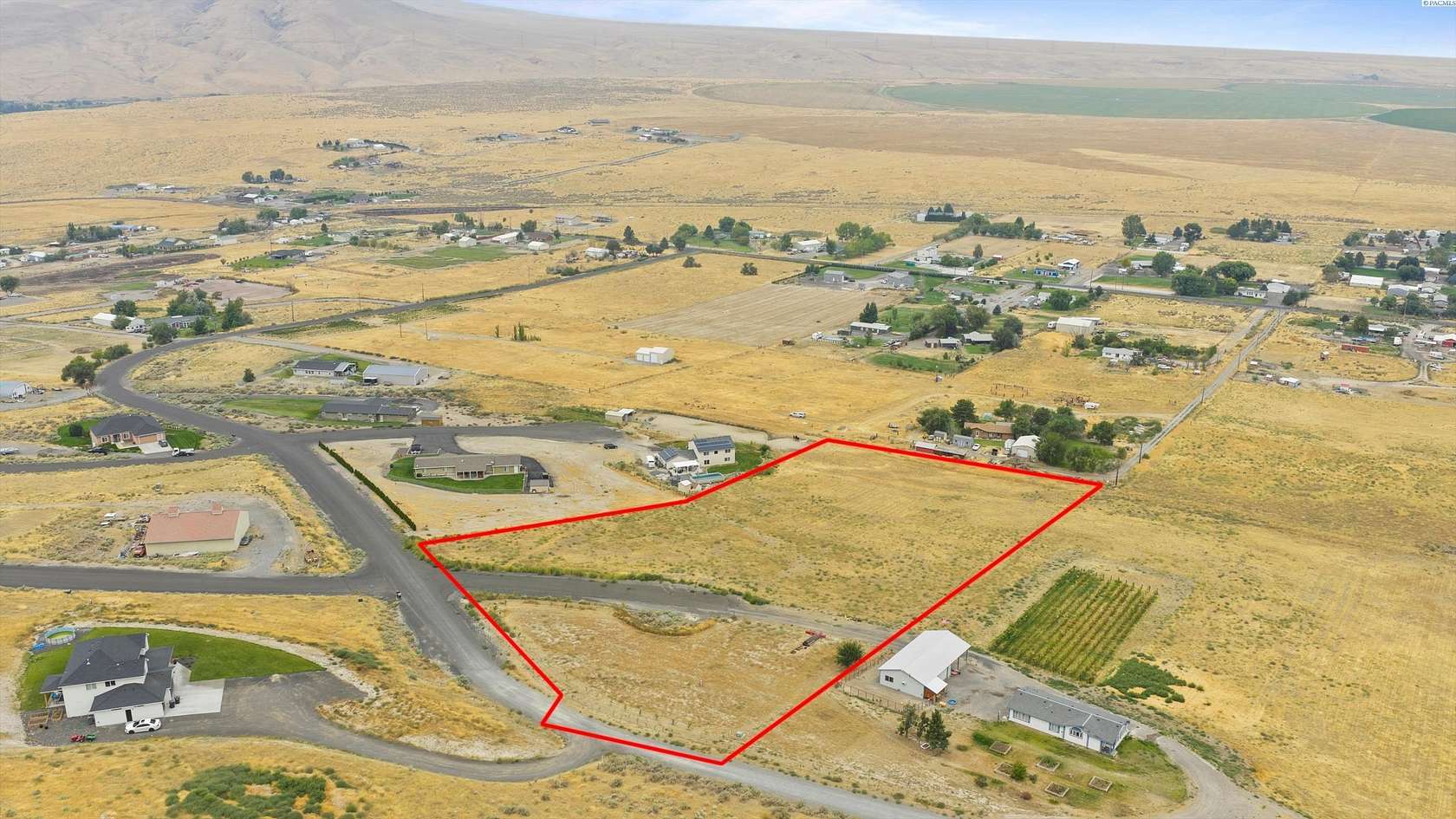 4.55 Acres of Residential Land for Sale in Benton City, Washington