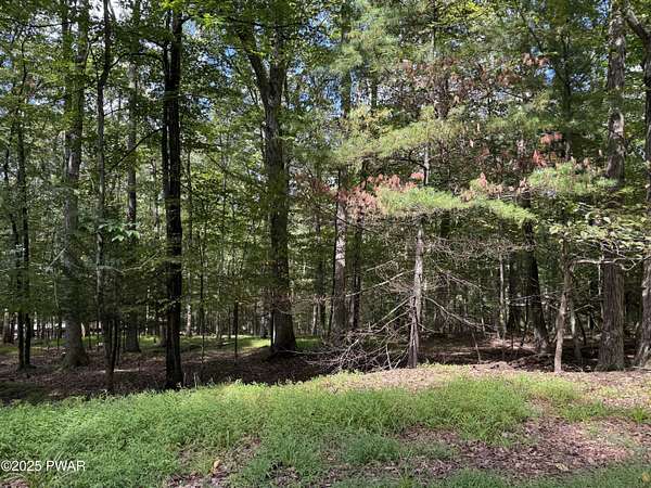 0.47 Acres of Residential Land for Sale in Hawley, Pennsylvania