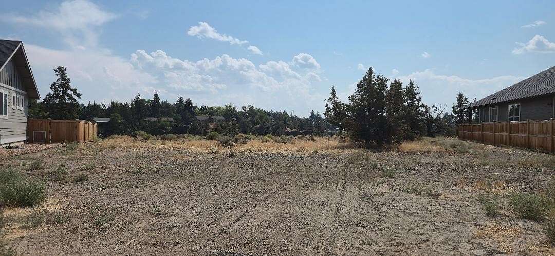 0.23 Acres of Residential Land for Sale in Redmond, Oregon