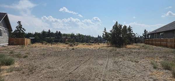 0.23 Acres of Residential Land for Sale in Redmond, Oregon