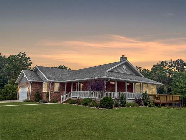 3.12 Acres of Residential Land with Home for Sale in Marshfield, Missouri