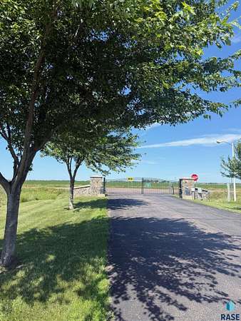 2.25 Acres of Residential Land for Sale in Sioux Falls, South Dakota