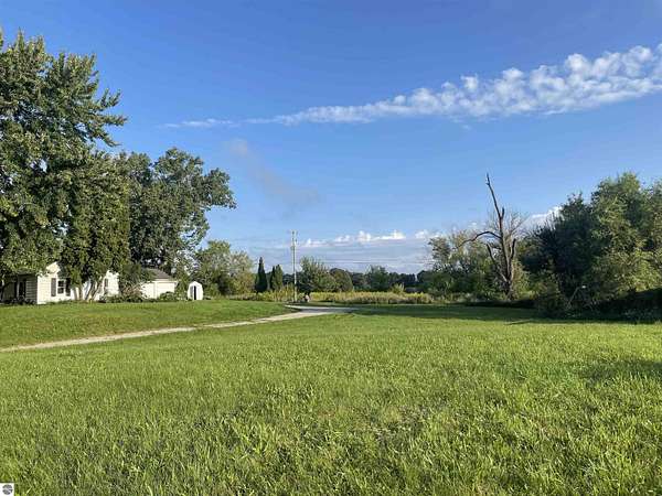 1.58 Acres of Improved Mixed-Use Land for Sale in Mount Pleasant, Michigan