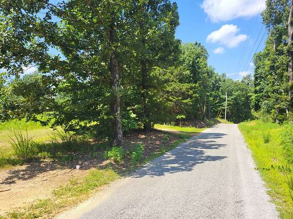 6 Acres of Land for Sale in Holladay, Tennessee
