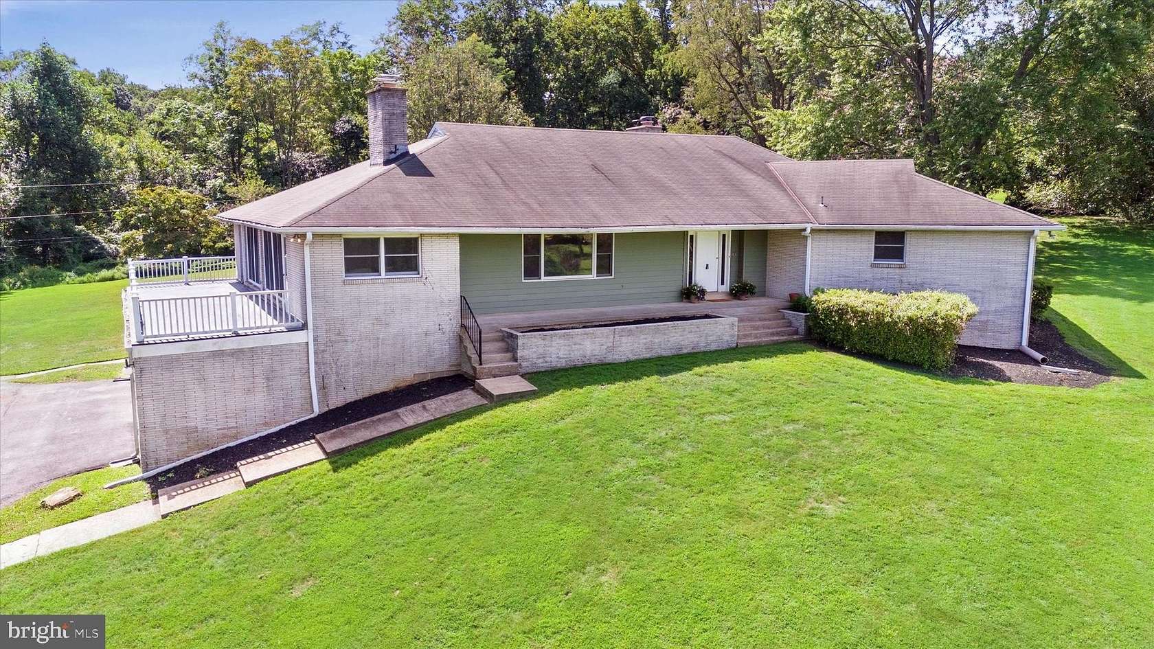 2.12 Acres of Residential Land with Home for Sale in Hockessin, Delaware