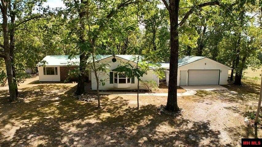 7 Acres of Residential Land with Home for Sale in Mountain Home, Arkansas