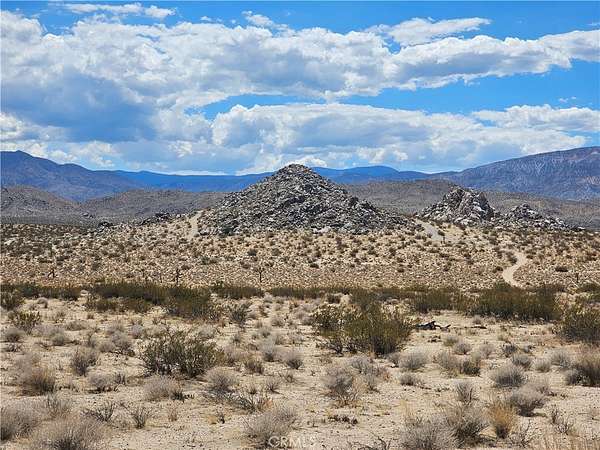 2.5 Acres of Land for Sale in Lucerne Valley, California