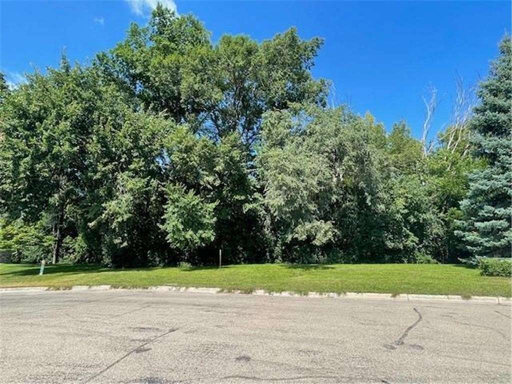 0.58 Acres of Residential Land for Sale in Owatonna, Minnesota