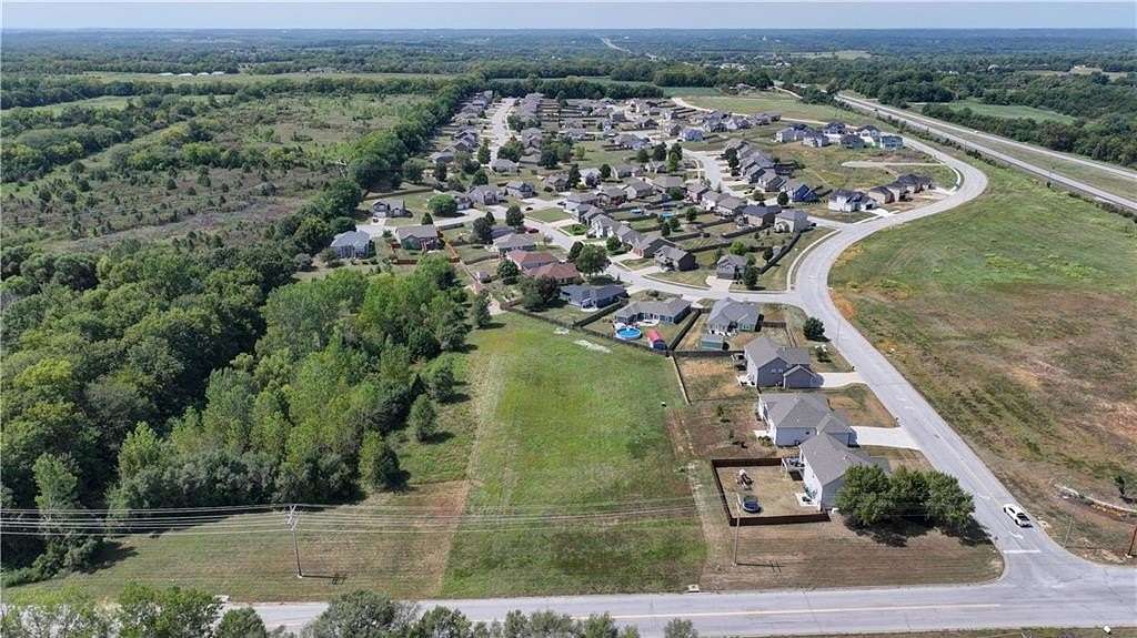 1.13 Acres of Residential Land for Sale in Basehor, Kansas