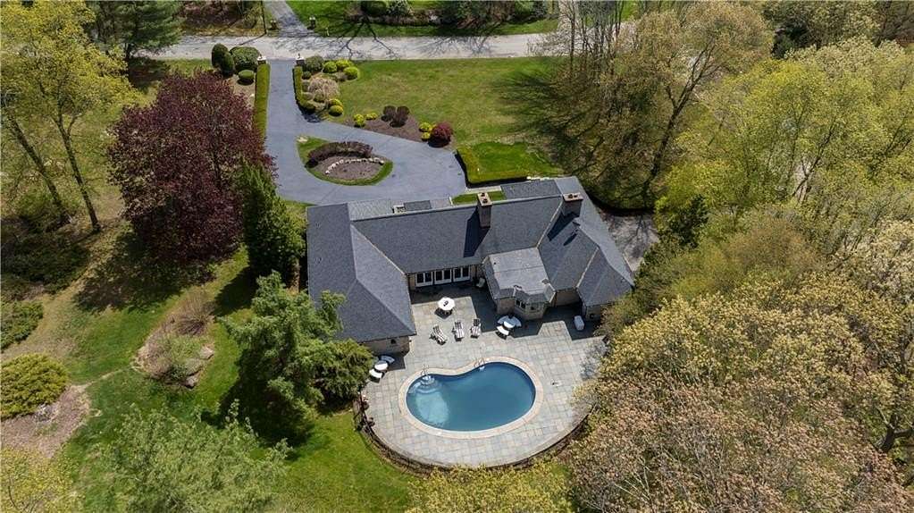 2 Acres of Residential Land with Home for Sale in Scituate Town, Rhode Island