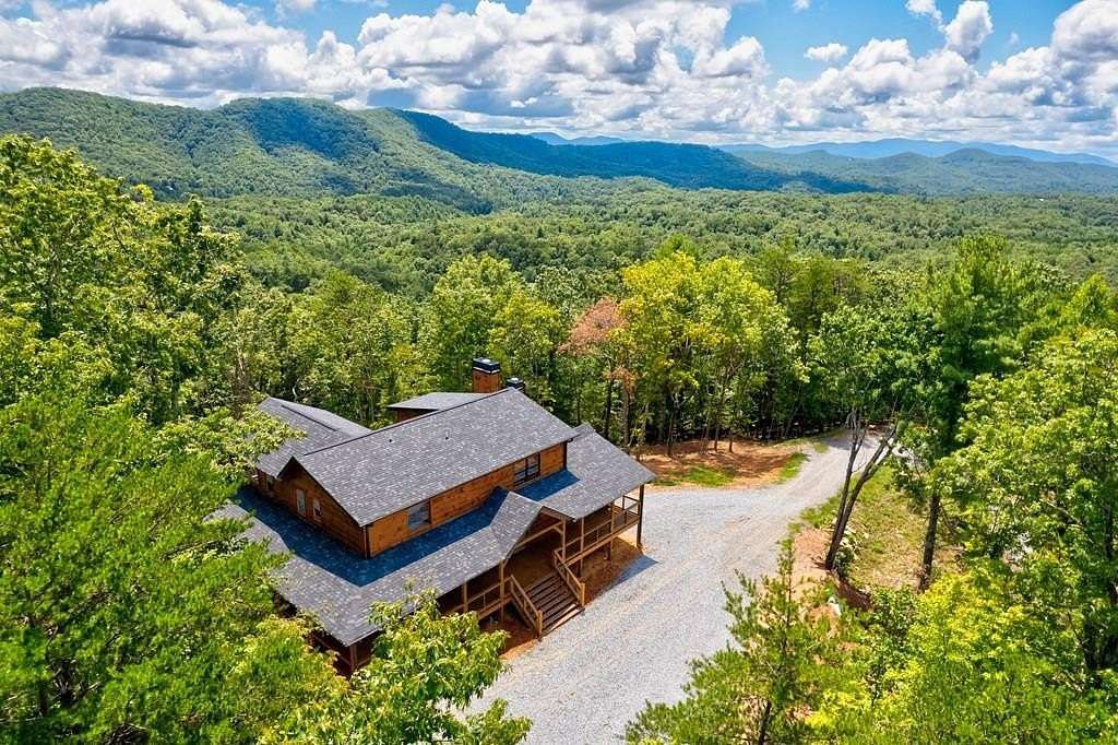 2.42 Acres of Residential Land with Home for Sale in Mineral Bluff, Georgia