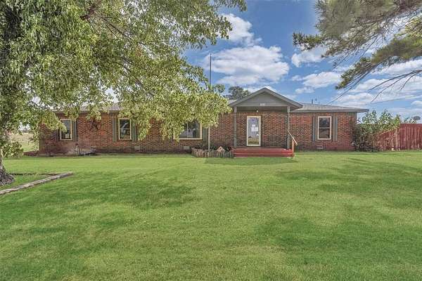 5.7 Acres of Land with Home for Sale in Sayre, Oklahoma