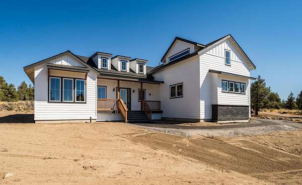 2.4 Acres of Residential Land with Home for Sale in Bend, Oregon