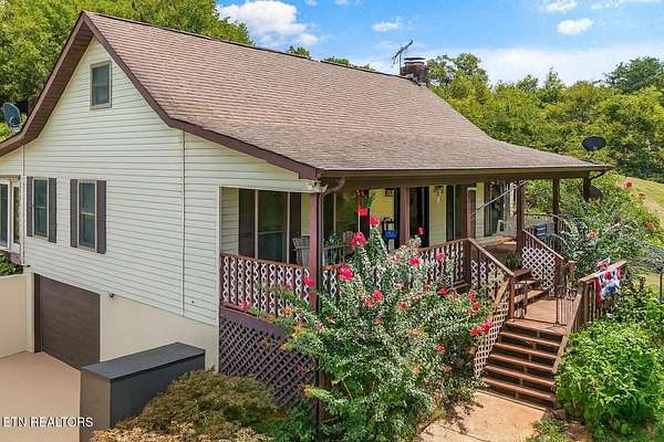 10.5 Acres of Land with Home for Sale in Sweetwater, Tennessee