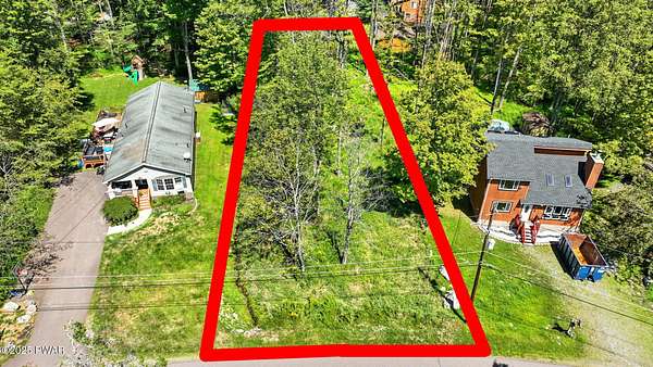 0.36 Acres of Residential Land for Sale in Lake Ariel, Pennsylvania