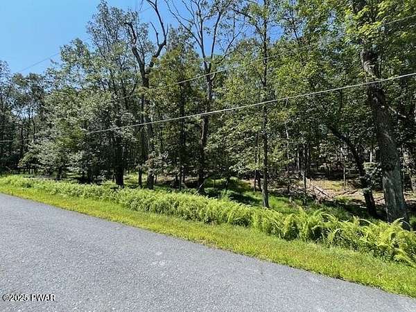 1 Acre of Residential Land for Sale in Milford, Pennsylvania