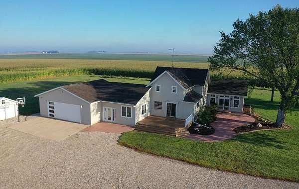 7.62 Acres of Residential Land with Home for Sale in Granville, Iowa