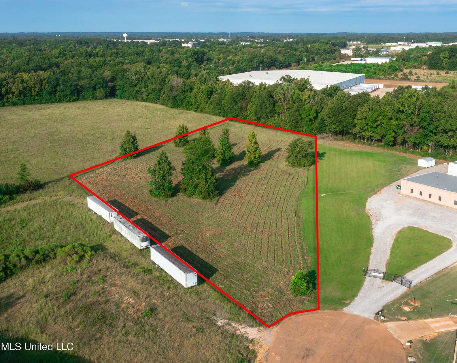 2.73 Acres of Commercial Land for Sale in Gluckstadt, Mississippi