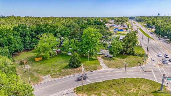 1.55 Acres of Commercial Land for Sale in Milton, Florida