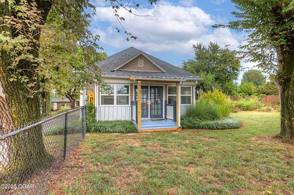 6 Acres of Residential Land with Home for Sale in Carthage, Missouri