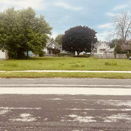 0.21 Acres of Residential Land for Sale in Manitowoc, Wisconsin