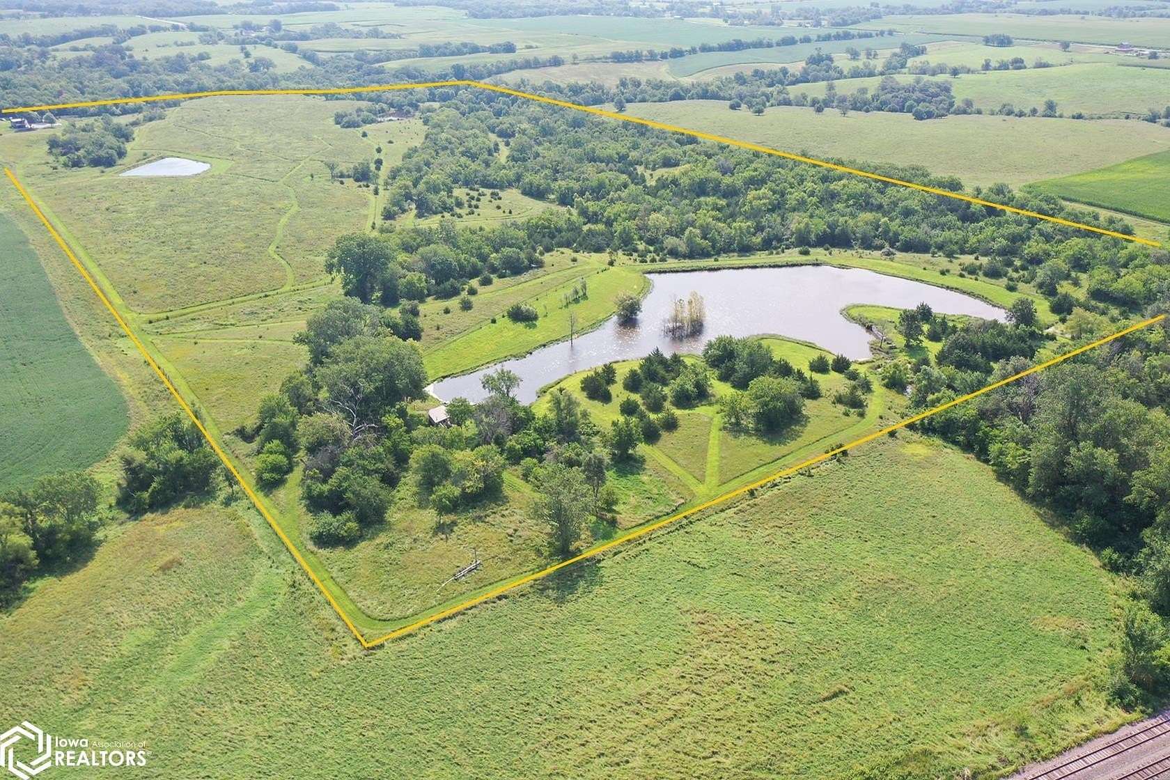 80 Acres of Land for Sale in Chariton, Iowa