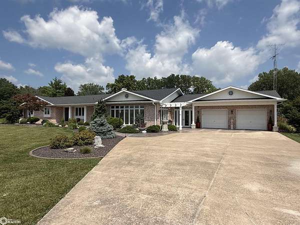 2.13 Acres of Residential Land with Home for Sale in Wever, Iowa