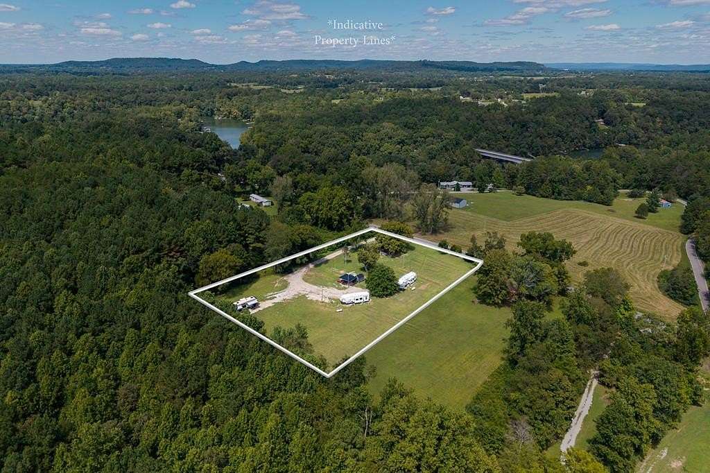 2 Acres of Residential Land for Sale in Doyle, Tennessee