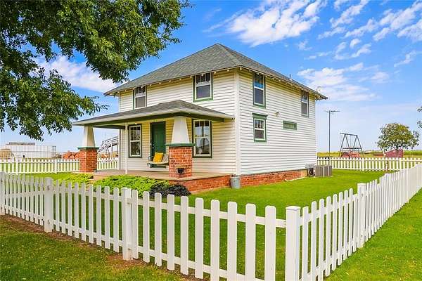 6.49 Acres of Land with Home for Sale in Hydro, Oklahoma