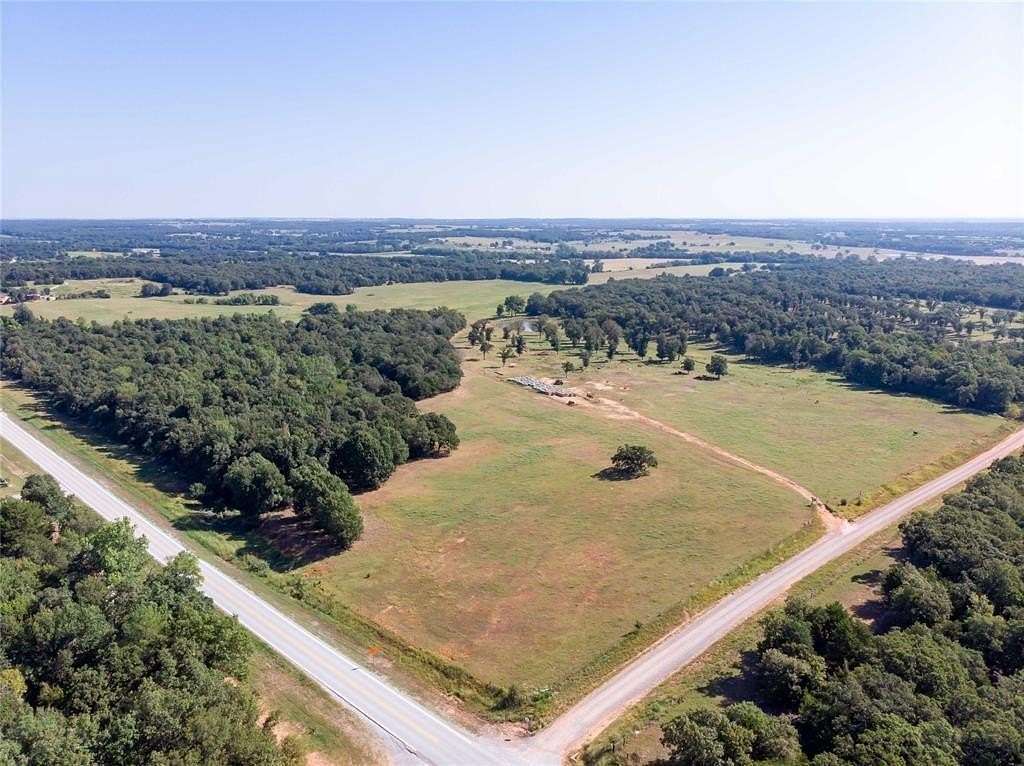160 Acres of Land for Sale in Chandler, Oklahoma