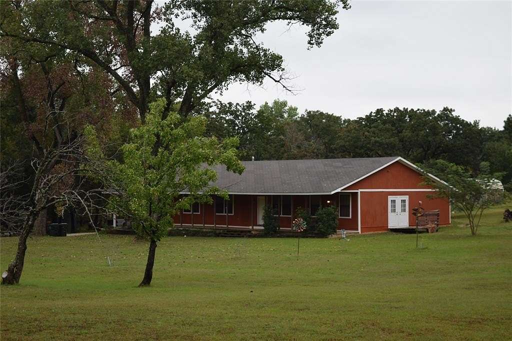 10.4 Acres of Land with Home for Sale in Norman, Oklahoma