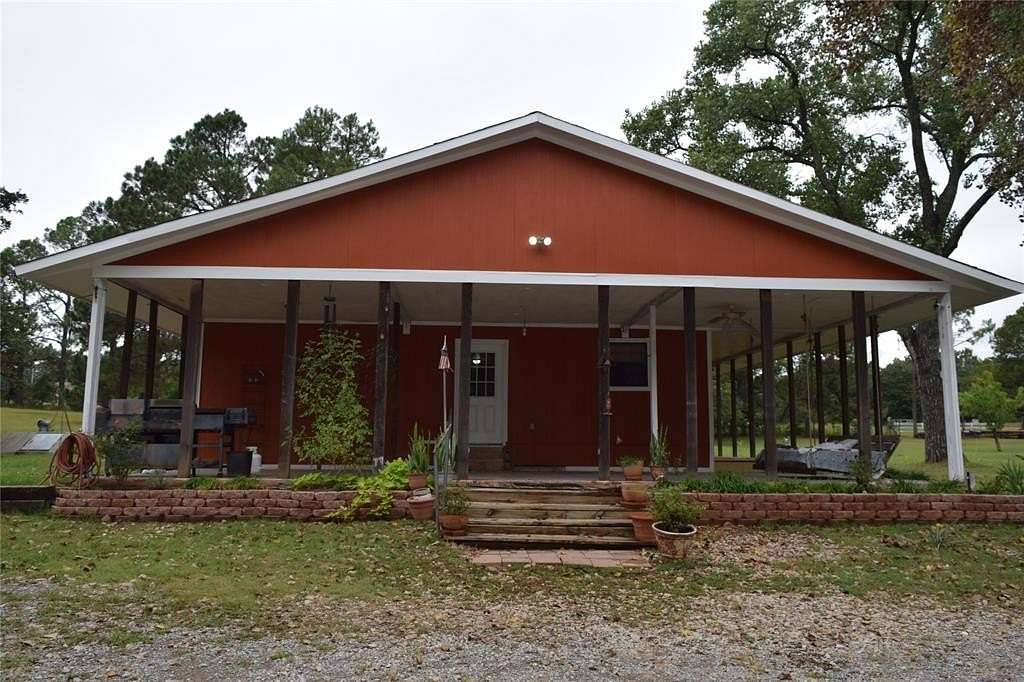 10.4 Acres of Land with Home for Sale in Norman, Oklahoma