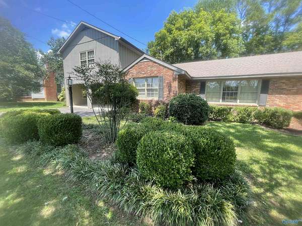 14 Acres of Land with Home for Sale in Moulton, Alabama