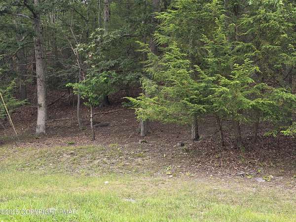 1 Acre of Residential Land for Sale in East Stroudsburg, Pennsylvania