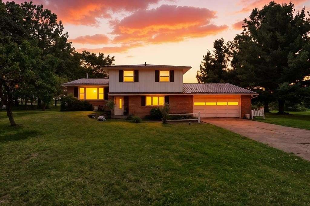 20.2 Acres of Agricultural Land with Home for Sale in Shelby, Ohio