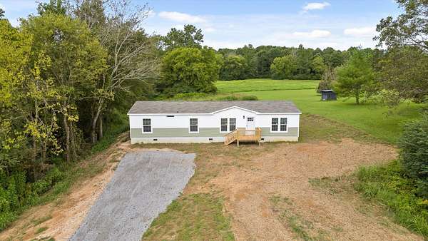 4 Acres of Residential Land with Home for Sale in LaFayette, Georgia