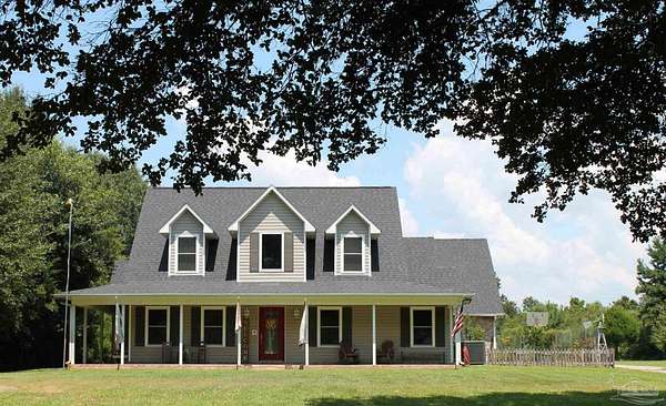 1.72 Acres of Residential Land with Home for Sale in Milton, Florida