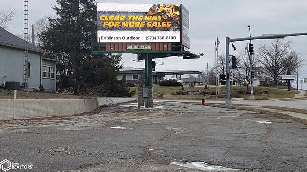 0.14 Acres of Commercial Land for Sale in Centerville, Iowa