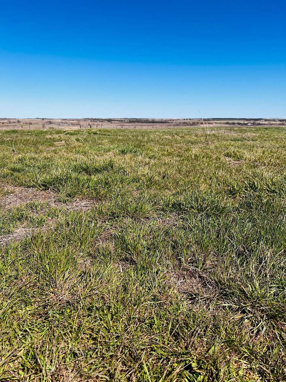 47 Acres of Land for Sale in Hamilton, Texas