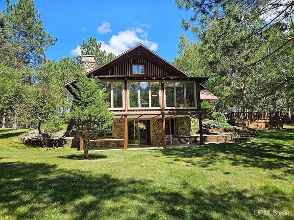 2.16 Acres of Residential Land with Home for Sale in Kingsford, Michigan