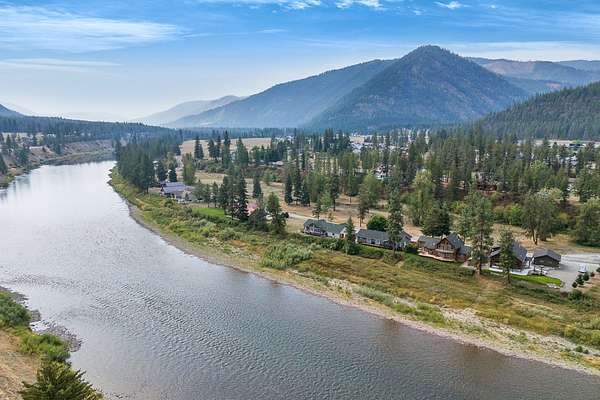 7 Acres of Residential Land for Sale in Superior, Montana