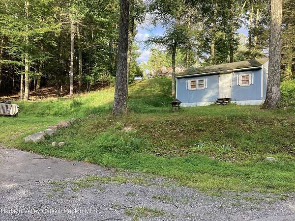 1 Acre of Residential Land for Sale in Saugerties, New York